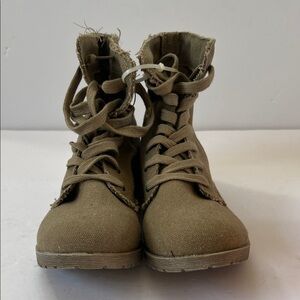 New So Women’s Laced Up Boots
